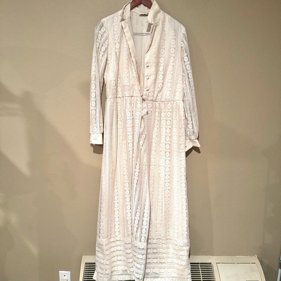 Jack Bryan Vintage Semi Sheer Lace Long Sleeve Maxi Dress Cream Size Large - Picture 2 of 10